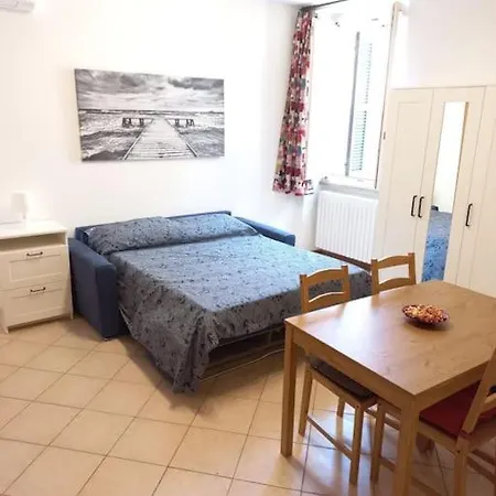 Il Nido Di Silvia A Due Passi Dal Teatro Rossini * بيزارو