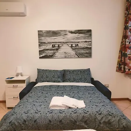 Il Nido Di Silvia A Due Passi Dal Teatro Rossini